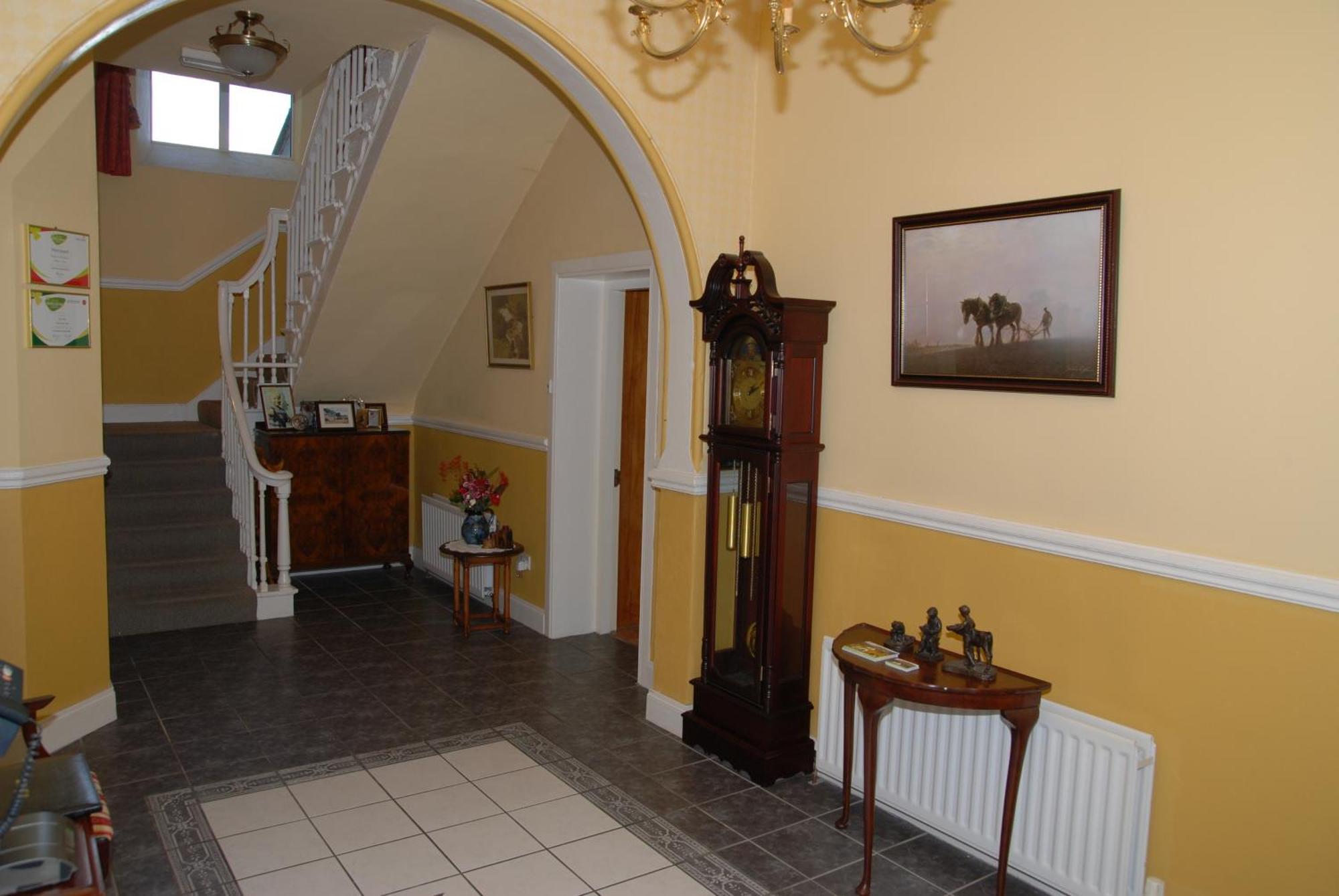 Kilburn House B&B Milltown  Екстериор снимка