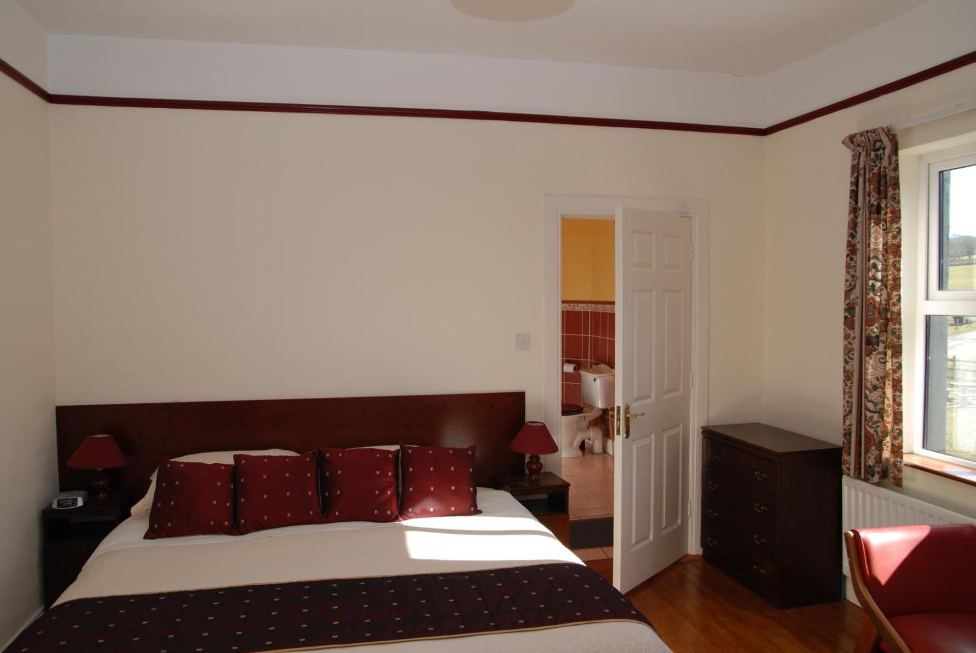 Kilburn House B&B Milltown  Екстериор снимка
