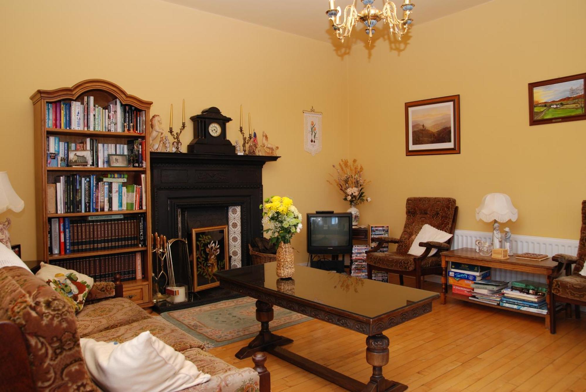 Kilburn House B&B Milltown  Екстериор снимка