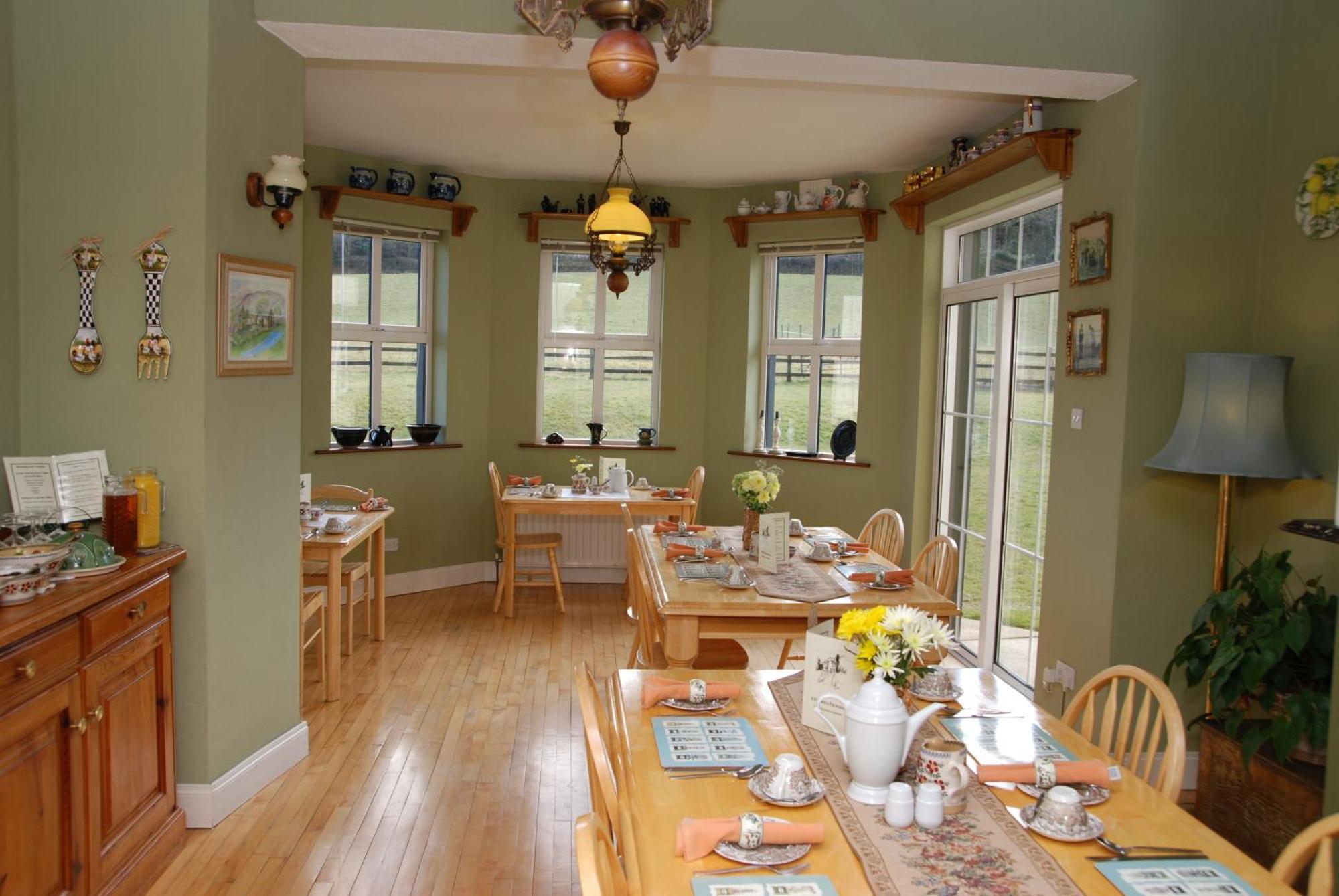 Kilburn House B&B Milltown  Екстериор снимка