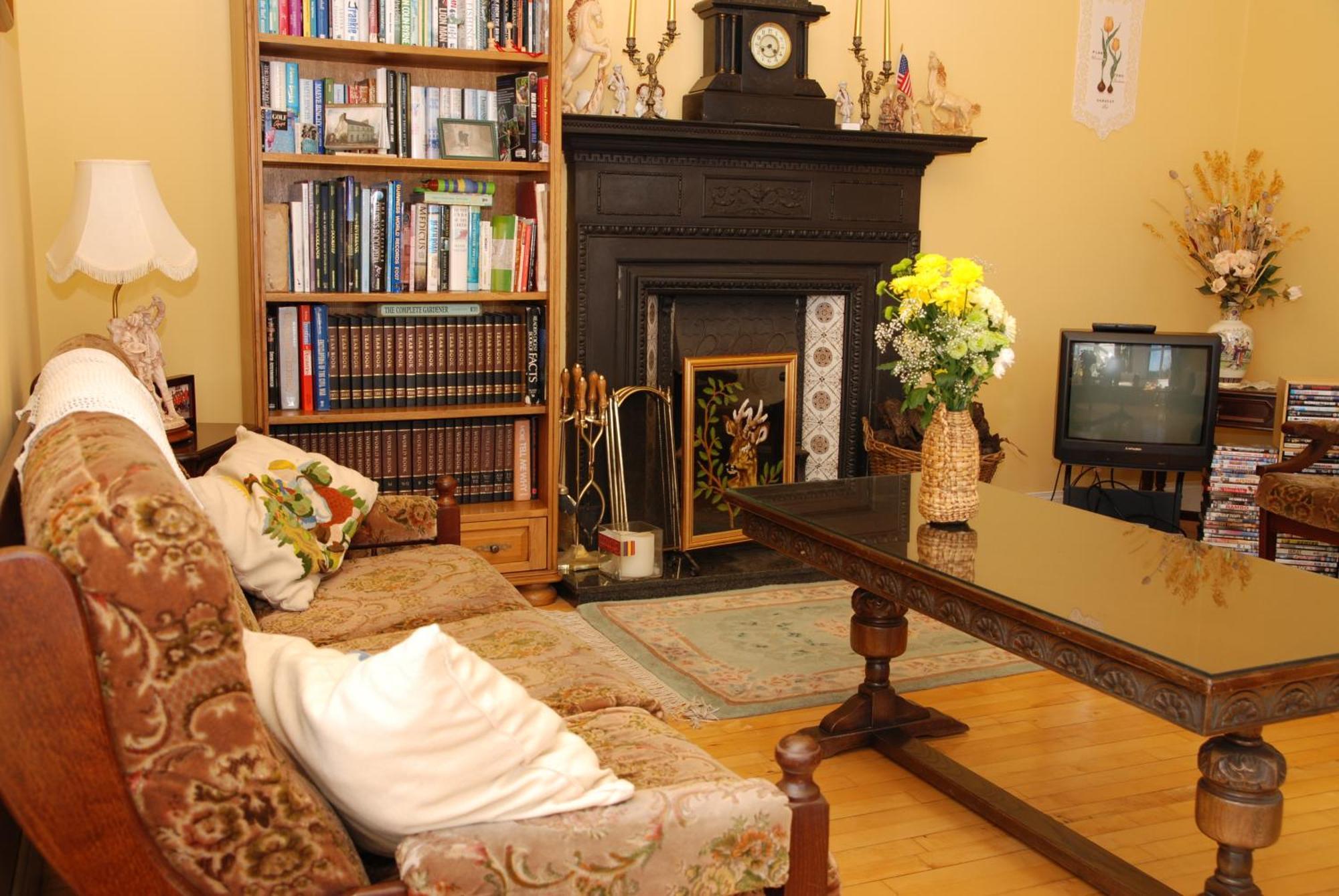 Kilburn House B&B Milltown  Екстериор снимка