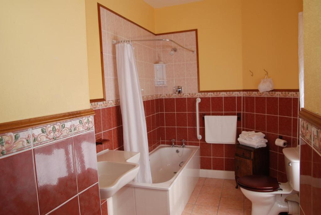 Kilburn House B&B Milltown  Стая снимка